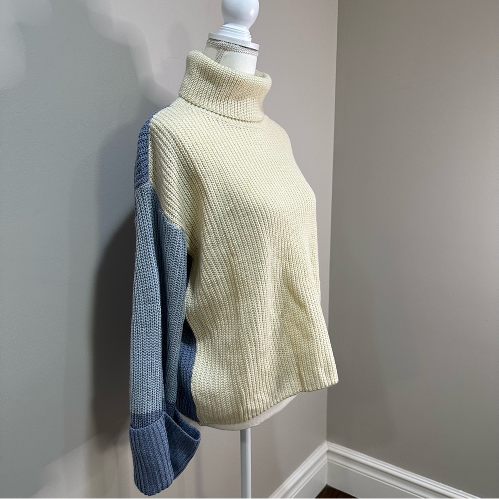 Nwt Oversized Colorblock Sweater Turtleneck - image 3